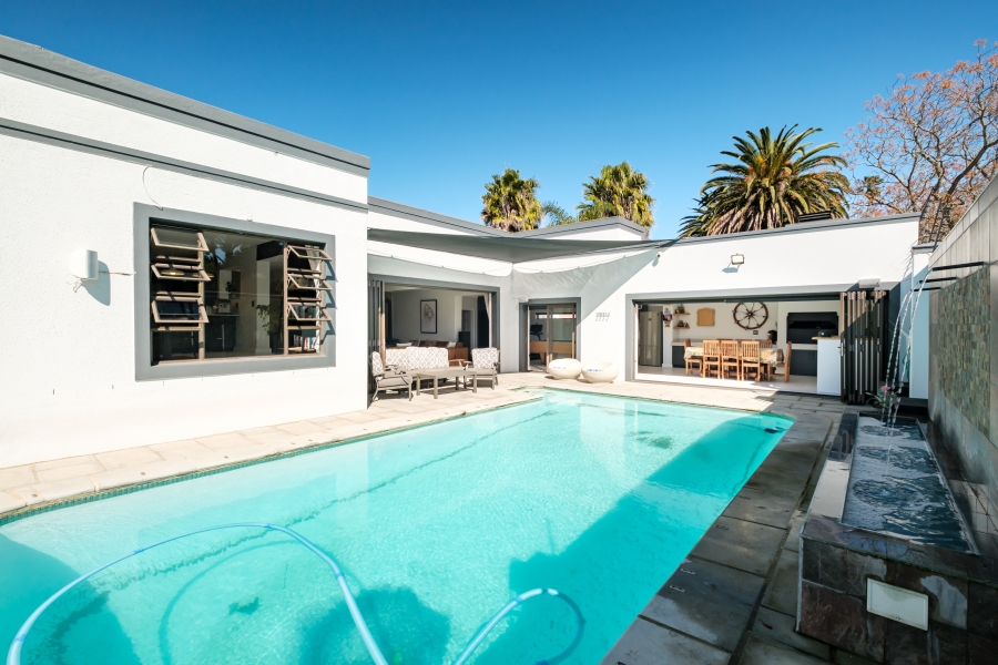 5 Bedroom Property for Sale in Valmary Park Western Cape